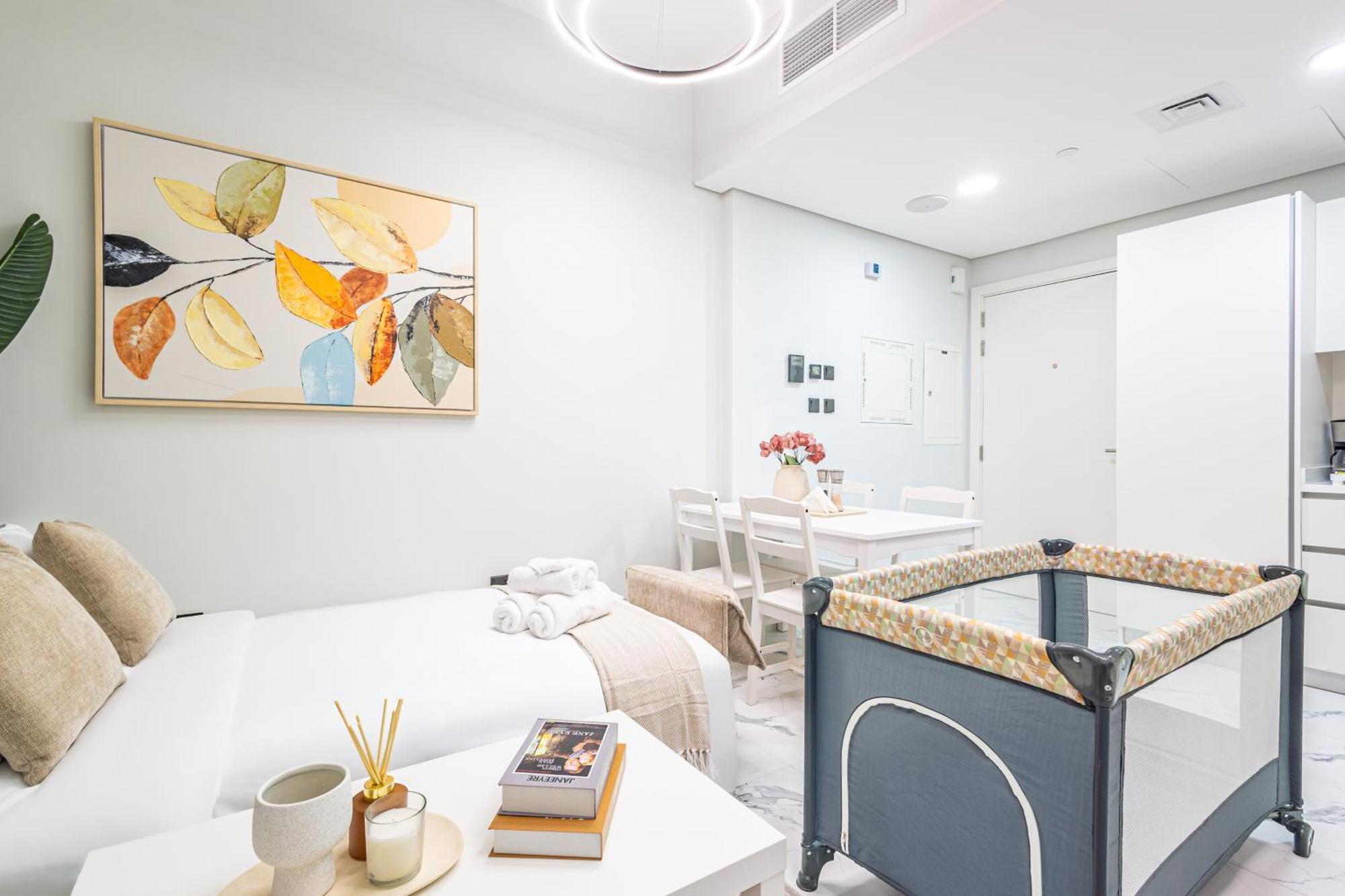 Sleek & Modern 1bdr - Huge Balcony - 3 Min Walk To Adgm - Cleveland - Galleria - Upgraded Abu Dhabi